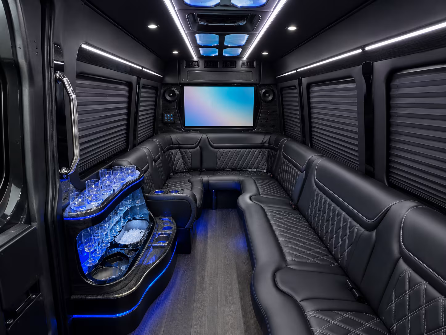 airport transfers to charlotte douglas for arriving and departing personnel
