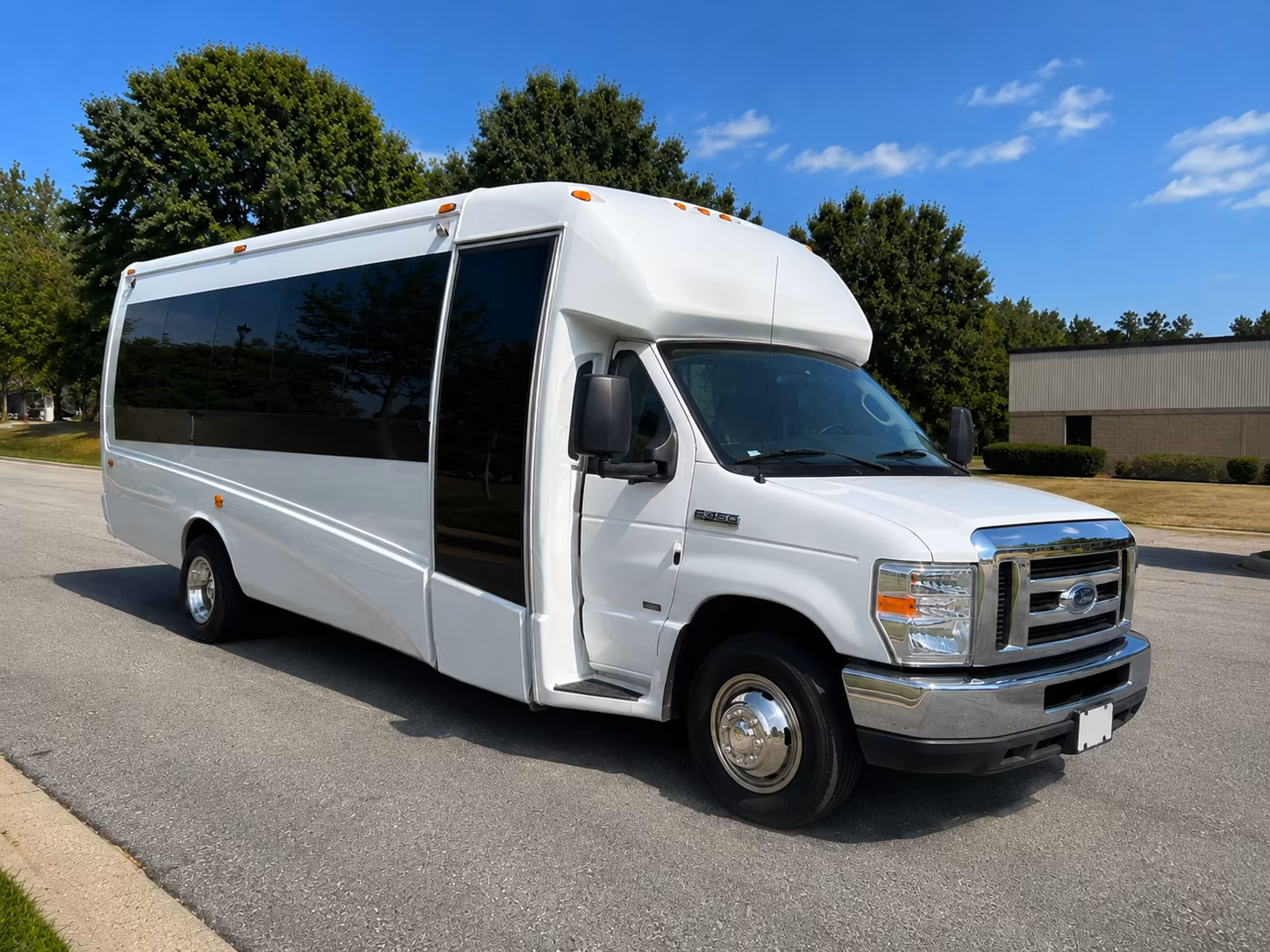 charlotte discreet military and government shuttles for your group