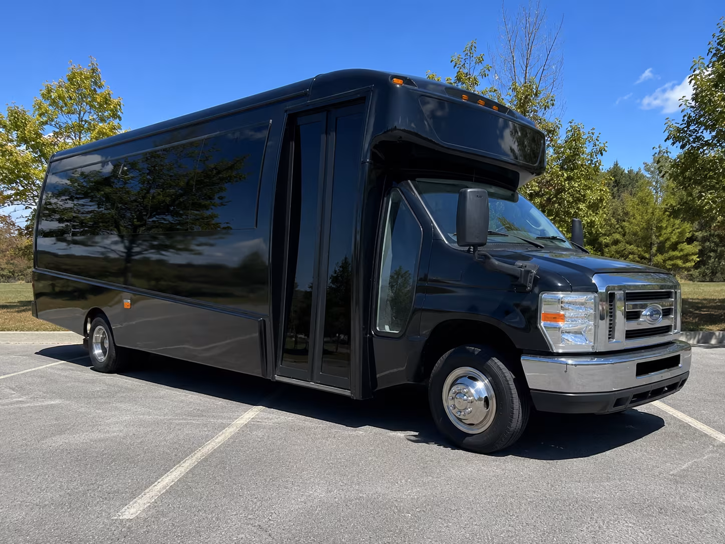 huntersville school bus rentals for field trips and class outings
